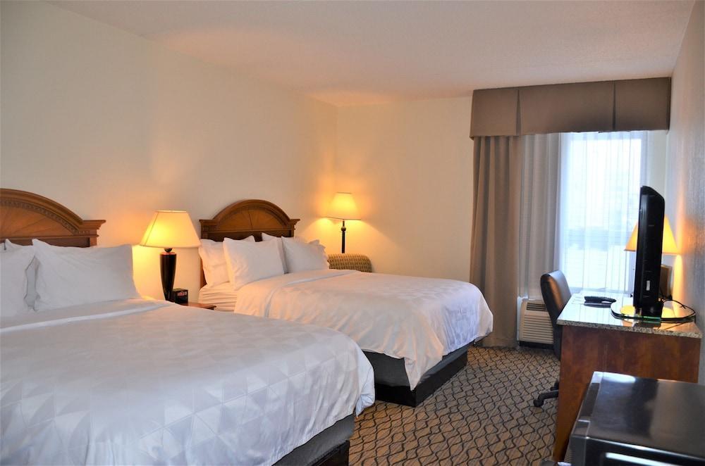 Burrstone Inn, Ascend Collection 3* New Hartford