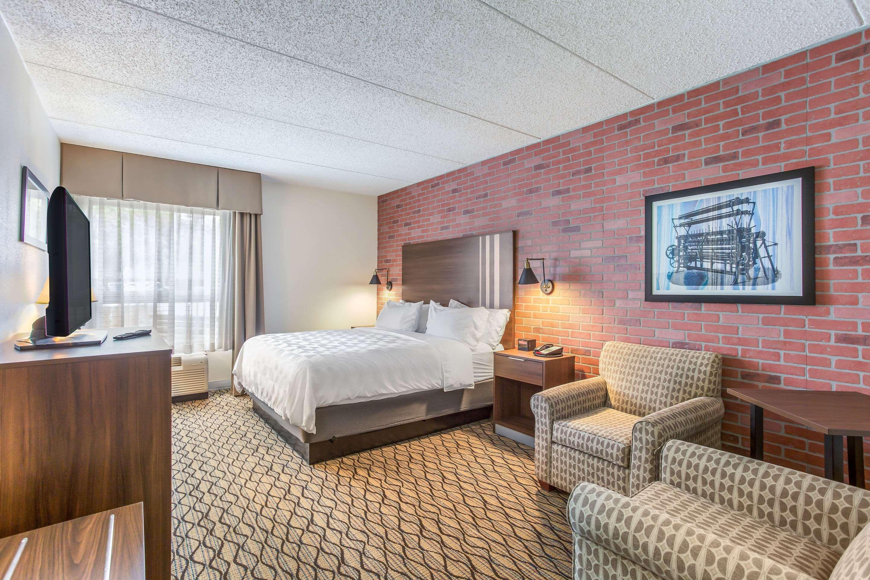Burrstone Inn, Ascend Collection